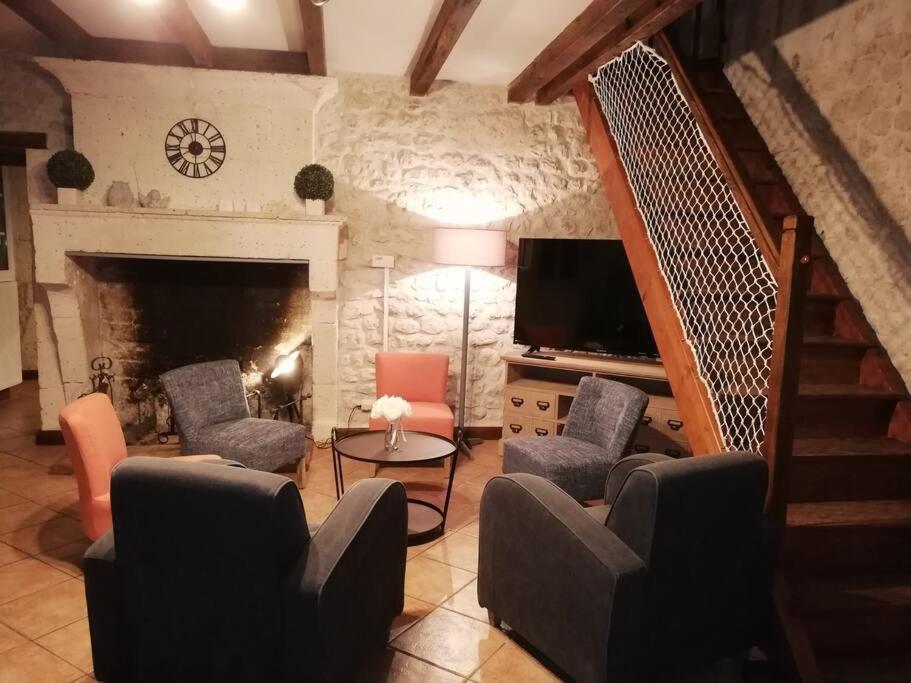 Maison Charentaise A La Campagne Becheresse Exterior foto
